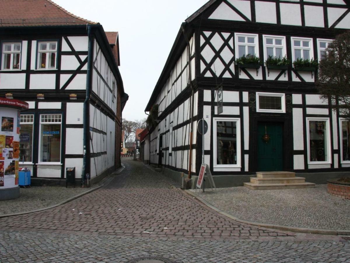 Apartamento Toepferhof 1 Tangermünde Exterior foto